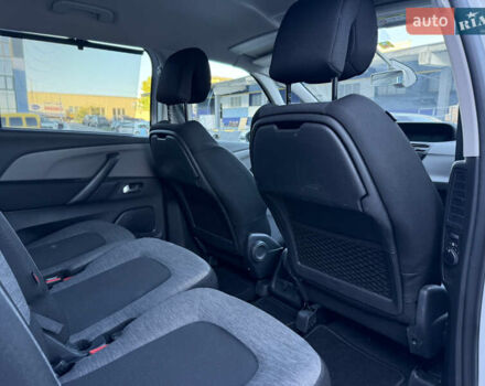 Белый Ситроен Гранд С4 Пикассо, объемом двигателя 1.5 л и пробегом 154 тыс. км за 11850 $, фото 39 на Automoto.ua