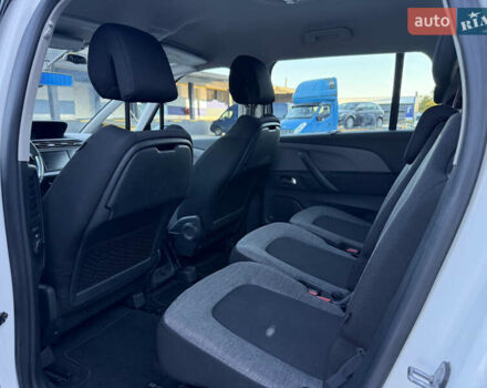 Белый Ситроен Гранд С4 Пикассо, объемом двигателя 1.5 л и пробегом 154 тыс. км за 11850 $, фото 31 на Automoto.ua