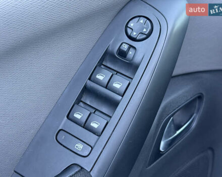 Белый Ситроен Гранд С4 Пикассо, объемом двигателя 1.5 л и пробегом 154 тыс. км за 11850 $, фото 28 на Automoto.ua