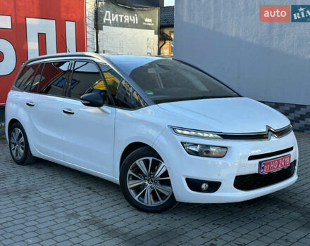 Белый Ситроен Гранд С4 Пикассо, объемом двигателя 2 л и пробегом 206 тыс. км за 12450 $, фото 1 на Automoto.ua
