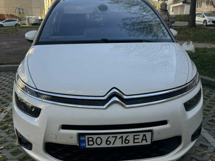 Ситроен Гранд С4 Пикассо 2015 в Тернополе на Automoto.ua Белый Ситроен Гранд С4 Пикассо, объемом двигателя 1.6 л и пробегом 248 тыс. км за 10700 $, фото 1 на Automoto.ua