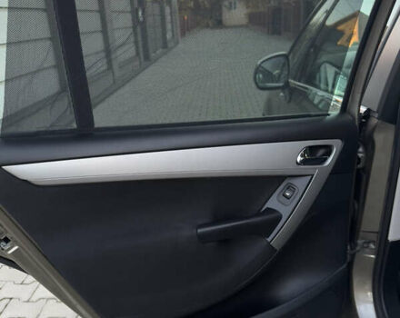 Бежевый Ситроен Гранд С4 Пикассо, объемом двигателя 1.6 л и пробегом 230 тыс. км за 7500 $, фото 27 на Automoto.ua