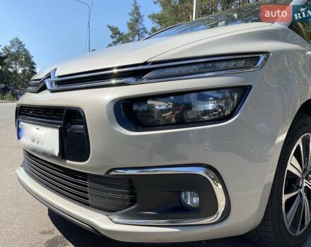 Бежевий Сітроен Гранд С4 Пікассо, об'ємом двигуна 1.6 л та пробігом 297 тис. км за 12000 $, фото 36 на Automoto.ua