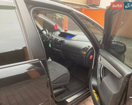 Черный Ситроен Гранд С4 Пикассо, объемом двигателя 2 л и пробегом 120 тыс. км за 6250 $, фото 26 на Automoto.ua