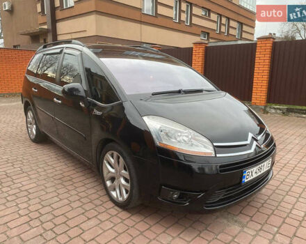 Черный Ситроен Гранд С4 Пикассо, объемом двигателя 2 л и пробегом 120 тыс. км за 6250 $, фото 1 на Automoto.ua