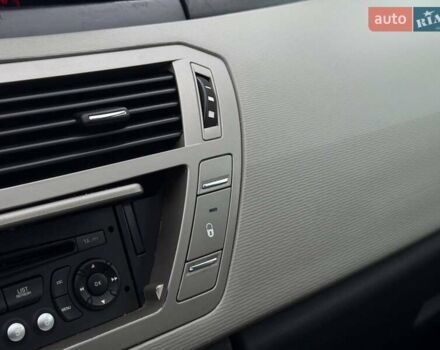 Черный Ситроен Гранд С4 Пикассо, объемом двигателя 1.7 л и пробегом 210 тыс. км за 7500 $, фото 57 на Automoto.ua