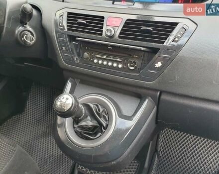 Черный Ситроен Гранд С4 Пикассо, объемом двигателя 1.75 л и пробегом 100 тыс. км за 4500 $, фото 34 на Automoto.ua