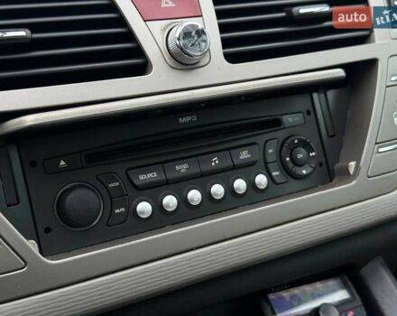 Черный Ситроен Гранд С4 Пикассо, объемом двигателя 1.7 л и пробегом 210 тыс. км за 7500 $, фото 58 на Automoto.ua