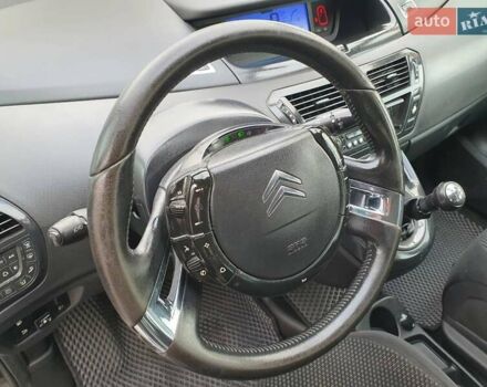 Черный Ситроен Гранд С4 Пикассо, объемом двигателя 1.75 л и пробегом 100 тыс. км за 4500 $, фото 29 на Automoto.ua