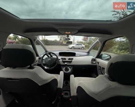 Черный Ситроен Гранд С4 Пикассо, объемом двигателя 1.7 л и пробегом 210 тыс. км за 7500 $, фото 42 на Automoto.ua