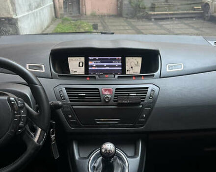 Черный Ситроен Гранд С4 Пикассо, объемом двигателя 1.6 л и пробегом 290 тыс. км за 6300 $, фото 15 на Automoto.ua