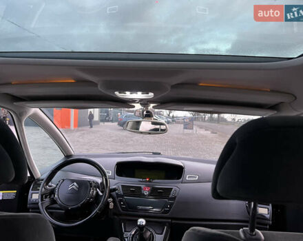 Черный Ситроен Гранд С4 Пикассо, объемом двигателя 1.6 л и пробегом 251 тыс. км за 6650 $, фото 40 на Automoto.ua