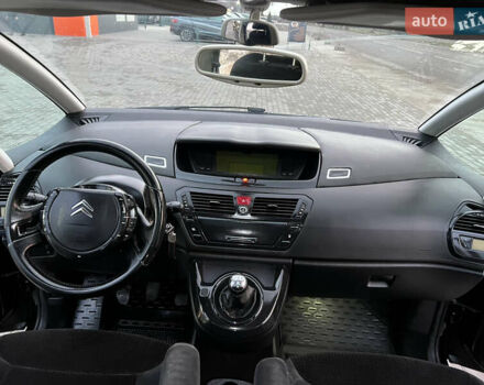 Черный Ситроен Гранд С4 Пикассо, объемом двигателя 1.6 л и пробегом 251 тыс. км за 6650 $, фото 41 на Automoto.ua