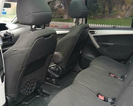 Чорний Сітроен Гранд С4 Пікассо, об'ємом двигуна 1.6 л та пробігом 234 тис. км за 6000 $, фото 28 на Automoto.ua