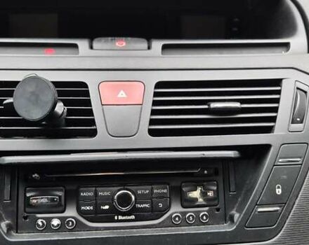 Чорний Сітроен Гранд С4 Пікассо, об'ємом двигуна 1.6 л та пробігом 320 тис. км за 6500 $, фото 9 на Automoto.ua