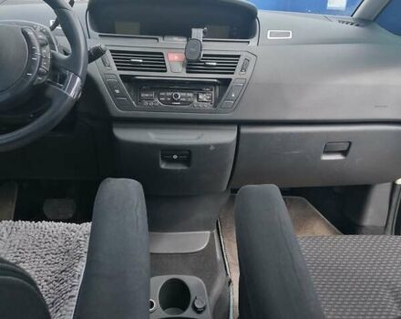 Черный Ситроен Гранд С4 Пикассо, объемом двигателя 1.6 л и пробегом 205 тыс. км за 7850 $, фото 7 на Automoto.ua