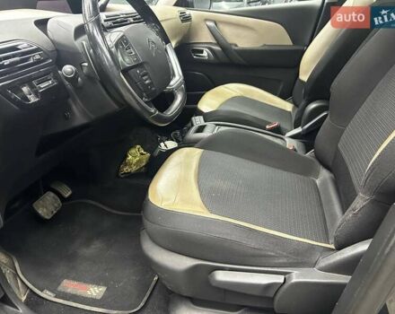 Черный Ситроен Гранд С4 Пикассо, объемом двигателя 1.56 л и пробегом 240 тыс. км за 10500 $, фото 11 на Automoto.ua