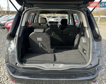 Черный Ситроен Гранд С4 Пикассо, объемом двигателя 1.6 л и пробегом 214 тыс. км за 8800 $, фото 1 на Automoto.ua