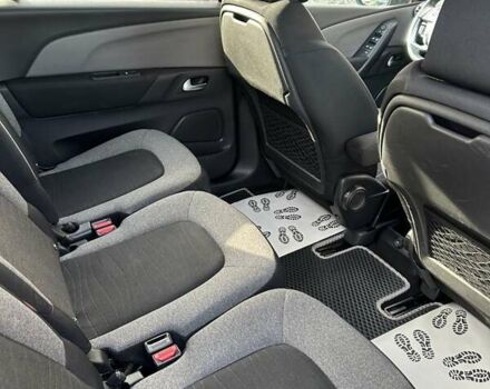 Черный Ситроен Гранд С4 Пикассо, объемом двигателя 1.6 л и пробегом 214 тыс. км за 8800 $, фото 10 на Automoto.ua