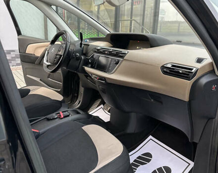 Черный Ситроен Гранд С4 Пикассо, объемом двигателя 2 л и пробегом 235 тыс. км за 12550 $, фото 25 на Automoto.ua