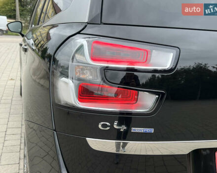 Чорний Сітроен Гранд С4 Пікассо, об'ємом двигуна 2 л та пробігом 173 тис. км за 13300 $, фото 50 на Automoto.ua