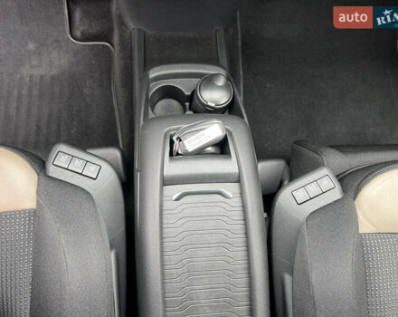 Чорний Сітроен Гранд С4 Пікассо, об'ємом двигуна 2 л та пробігом 173 тис. км за 13300 $, фото 61 на Automoto.ua