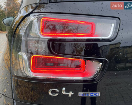 Чорний Сітроен Гранд С4 Пікассо, об'ємом двигуна 2 л та пробігом 240 тис. км за 13600 $, фото 46 на Automoto.ua