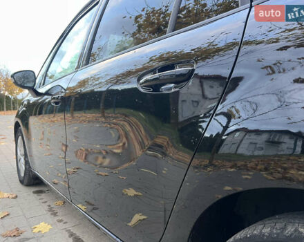 Сітроен Гранд С4 Пікассо 2015 у Львові на Automoto.ua Чорний Сітроен Гранд С4 Пікассо, об'ємом двигуна 1.6 л та пробігом 213 тис. км за 12300 $, фото 43 на Automoto.ua