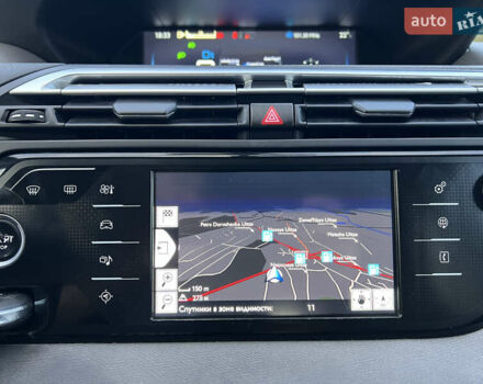 Сітроен Гранд С4 Пікассо 2015 у Львові на Automoto.ua Чорний Сітроен Гранд С4 Пікассо, об'ємом двигуна 1.6 л та пробігом 213 тис. км за 12300 $, фото 86 на Automoto.ua