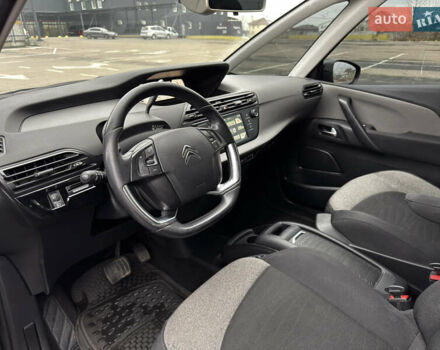 Чорний Сітроен Гранд С4 Пікассо, об'ємом двигуна 2 л та пробігом 271 тис. км за 9499 $, фото 7 на Automoto.ua