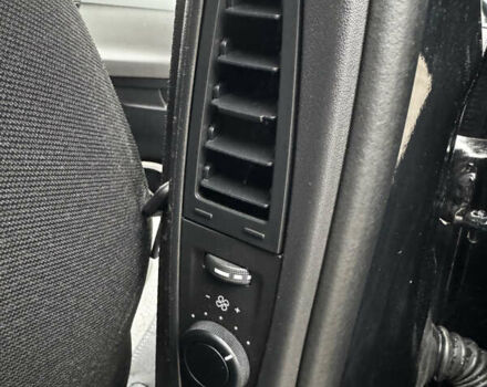 Чорний Сітроен Гранд С4 Пікассо, об'ємом двигуна 2 л та пробігом 271 тис. км за 9499 $, фото 15 на Automoto.ua