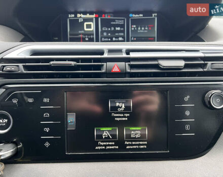 Черный Ситроен Гранд С4 Пикассо, объемом двигателя 1.6 л и пробегом 213 тыс. км за 12100 $, фото 58 на Automoto.ua