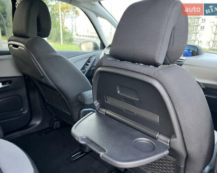 Сітроен Гранд С4 Пікассо 2015 у Львові на Automoto.ua Чорний Сітроен Гранд С4 Пікассо, об'ємом двигуна 1.6 л та пробігом 213 тис. км за 12300 $, фото 73 на Automoto.ua