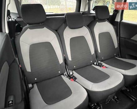 Черный Ситроен Гранд С4 Пикассо, объемом двигателя 1.6 л и пробегом 213 тыс. км за 12100 $, фото 23 на Automoto.ua