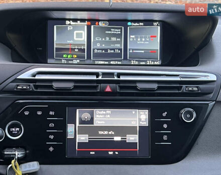 Сітроен Гранд С4 Пікассо 2015 у Львові на Automoto.ua Чорний Сітроен Гранд С4 Пікассо, об'ємом двигуна 1.6 л та пробігом 213 тис. км за 12300 $, фото 76 на Automoto.ua