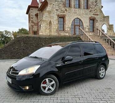 Черный Ситроен Гранд С4 Пикассо, объемом двигателя 1.6 л и пробегом 234 тыс. км за 6000 $, фото 1 на Automoto.ua