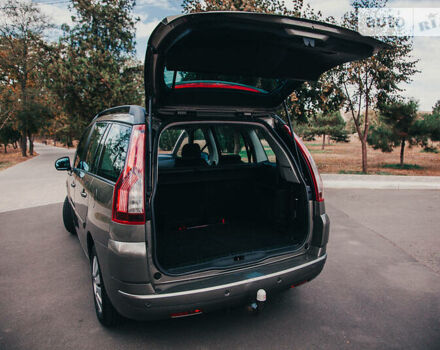 Коричневий Сітроен Гранд С4 Пікассо, об'ємом двигуна 2 л та пробігом 230 тис. км за 7100 $, фото 23 на Automoto.ua