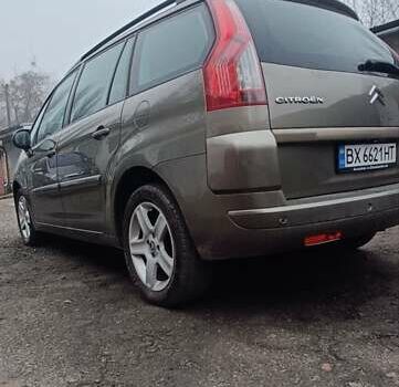 Коричневый Ситроен Гранд С4 Пикассо, объемом двигателя 1.6 л и пробегом 186 тыс. км за 4600 $, фото 9 на Automoto.ua