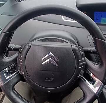 Коричневый Ситроен Гранд С4 Пикассо, объемом двигателя 1.6 л и пробегом 186 тыс. км за 4600 $, фото 18 на Automoto.ua