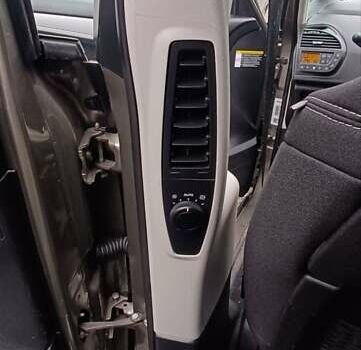 Коричневый Ситроен Гранд С4 Пикассо, объемом двигателя 1.6 л и пробегом 186 тыс. км за 4600 $, фото 19 на Automoto.ua