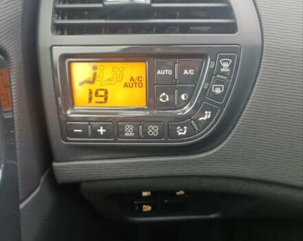 Коричневий Сітроен Гранд С4 Пікассо, об'ємом двигуна 1.6 л та пробігом 216 тис. км за 7500 $, фото 11 на Automoto.ua