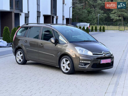 Ситроен Гранд С4 Пикассо 2011 в Ковель на Automoto.ua Коричневый Ситроен Гранд С4 Пикассо, объемом двигателя 1.6 л и пробегом 267 тыс. км за 6950 $, фото 1 на Automoto.ua
