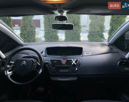 Ситроен Гранд С4 Пикассо 2006 в Надворной на Automoto.ua Красный Ситроен Гранд С4 Пикассо, объемом двигателя 1.56 л и пробегом 215 тыс. км за 6350 $, фото 39 на Automoto.ua