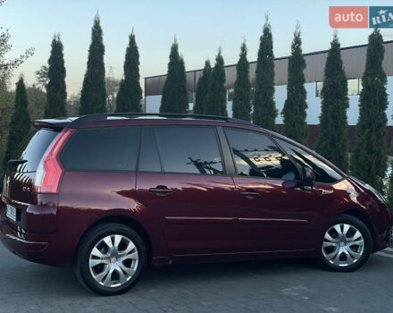 Красный Ситроен Гранд С4 Пикассо, объемом двигателя 1.56 л и пробегом 217 тыс. км за 5999 $, фото 11 на Automoto.ua