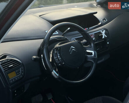 Ситроен Гранд С4 Пикассо 2006 в Надворной на Automoto.ua Красный Ситроен Гранд С4 Пикассо, объемом двигателя 1.56 л и пробегом 215 тыс. км за 6350 $, фото 26 на Automoto.ua