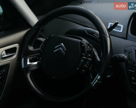 Красный Ситроен Гранд С4 Пикассо, объемом двигателя 1.56 л и пробегом 217 тыс. км за 5999 $, фото 42 на Automoto.ua