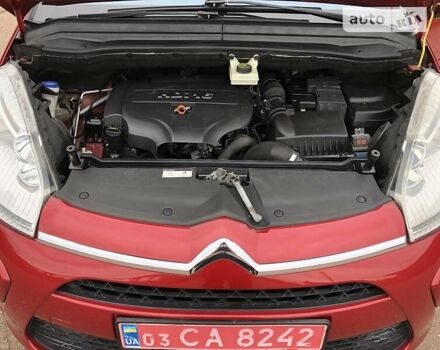 Червоний Сітроен Гранд С4 Пікассо, об'ємом двигуна 2 л та пробігом 154 тис. км за 7300 $, фото 50 на Automoto.ua