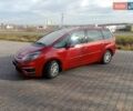 Червоний Сітроен Гранд С4 Пікассо, об'ємом двигуна 2 л та пробігом 300 тис. км за 7997 $, фото 4 на Automoto.ua