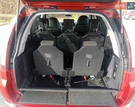 Ситроен Гранд С4 Пикассо 2012 в Черткове на Automoto.ua Красный Ситроен Гранд С4 Пикассо, объемом двигателя 2 л и пробегом 300 тыс. км за 7997 $, фото 34 на Automoto.ua