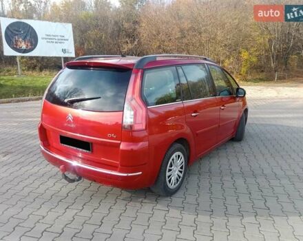 Червоний Сітроен Гранд С4 Пікассо, об'ємом двигуна 2 л та пробігом 300 тис. км за 7997 $, фото 9 на Automoto.ua
